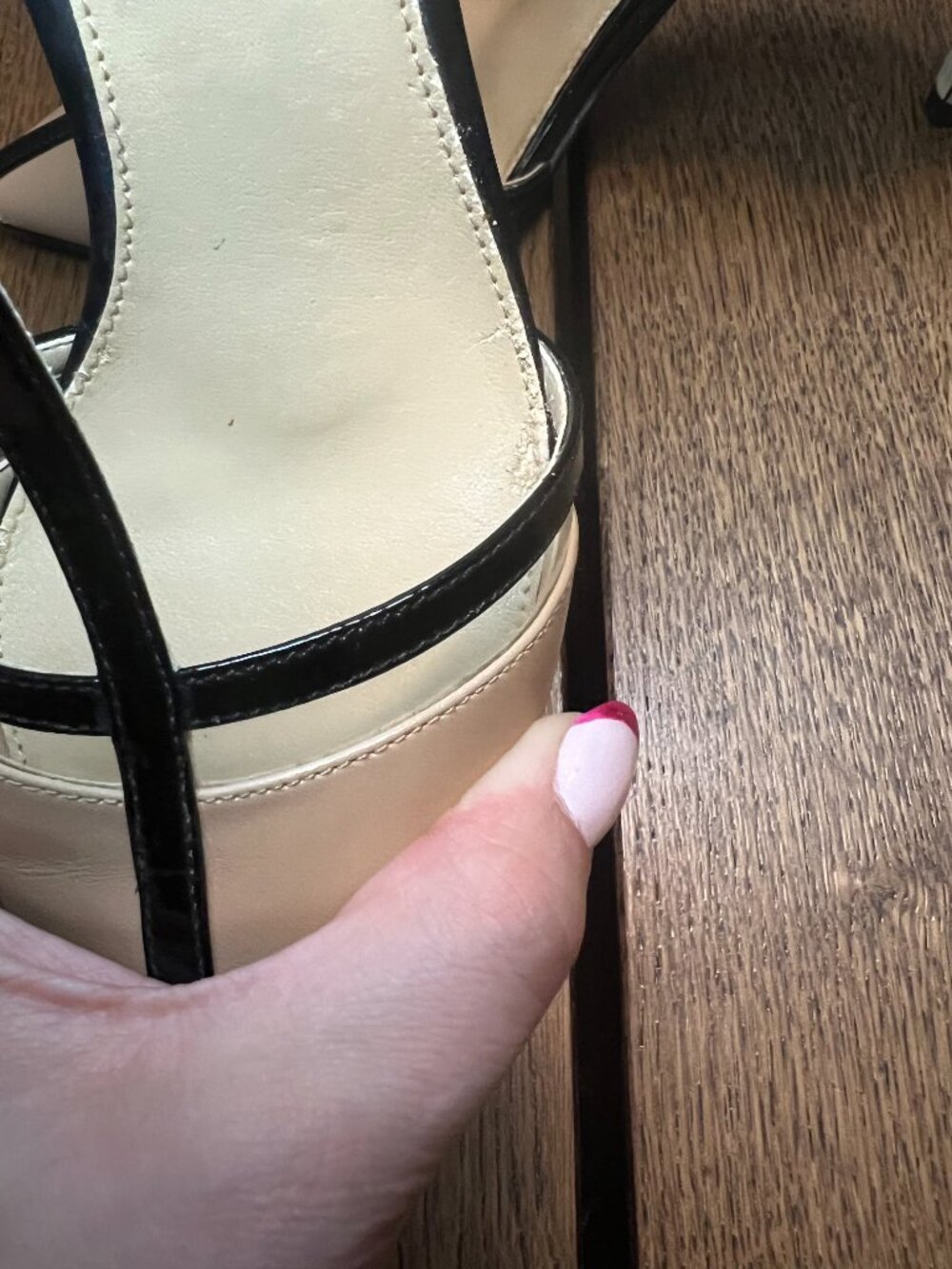 Michael Kors T-Strap Heels Size 8M Nude Black Patent Pointed Toe Pumps - Picture 9 of 13